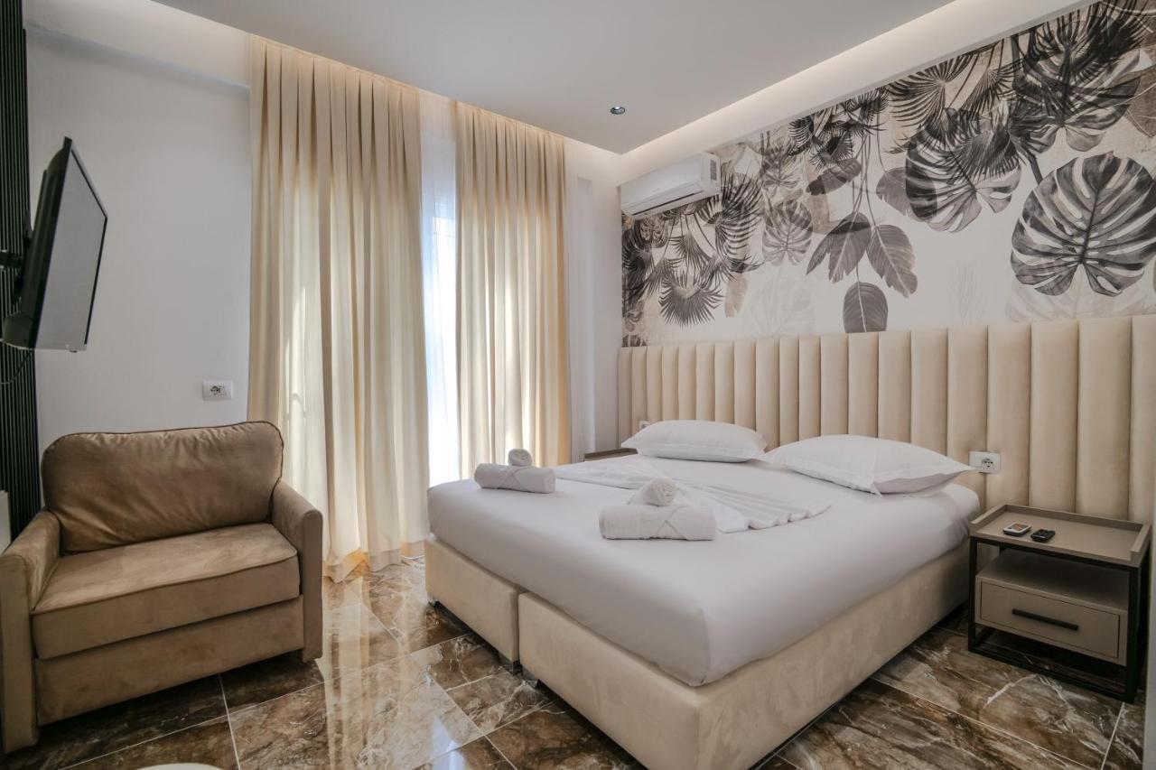 La Maison Boutique Hotel Εξαμίλιο Εξωτερικό φωτογραφία